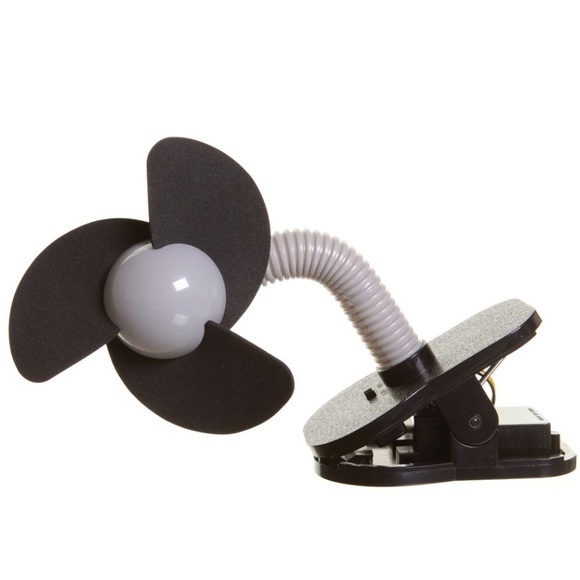 Dreambaby Clip-on Fan - Silver/Black - Picture 4 of 6